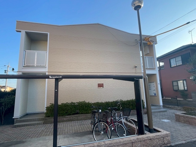 レオパレスやまと